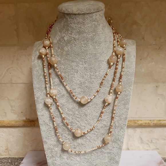 Vintage Jewelry - Vintage Natural Seadbead Apricot Agate Long Necklace